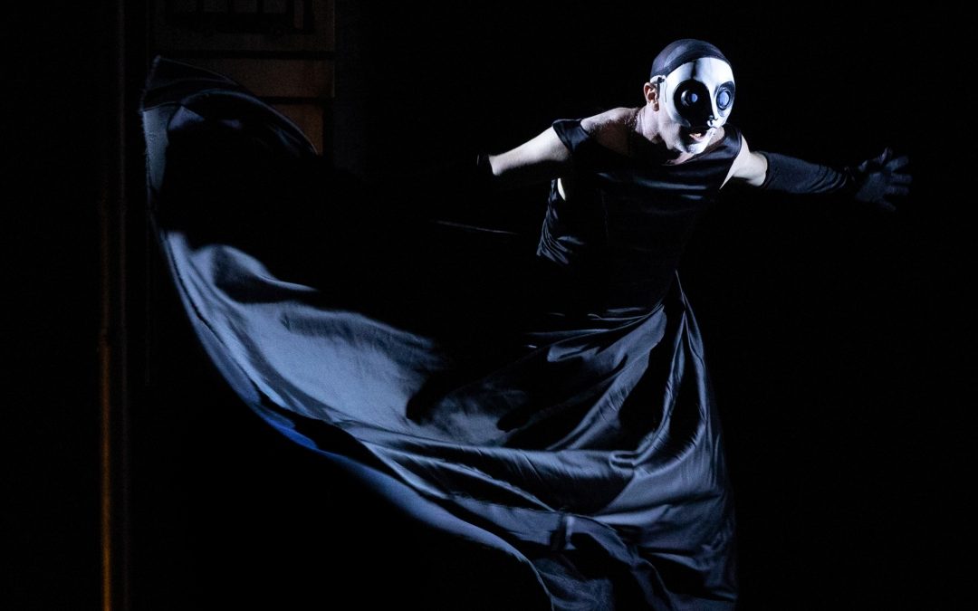 Roberto Latini/Manuela Kustermann / ANTIGONE